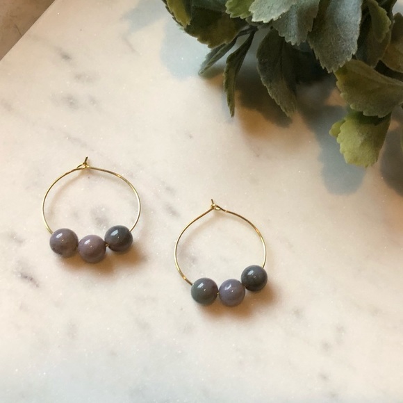 Jewelry - The Poppy in Neutral Grey- Dainty Hoop w/ Beads
